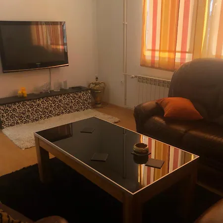 Apartamento Away From Home: Cozy Haven *