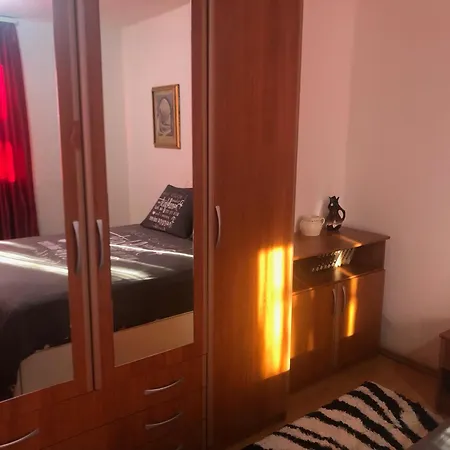 Apartamento Away From Home: Cozy Haven